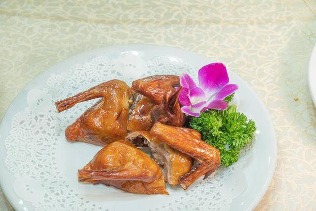 在中山这个地方,竟然还可以吃到这么美味的海鲜,你想来看看吗?15