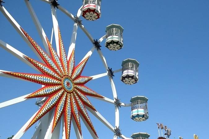 西安城西春游好去处!能逛能玩能遛娃,适合全家休闲游,地铁直达7