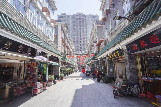 曾经很风光的华西村,每家每户都有豪车,现在怎么没动静了?4