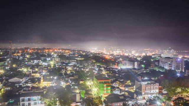 印尼还有做这么漂亮的城，火山+大海，冷门小众旅行地美娜多2