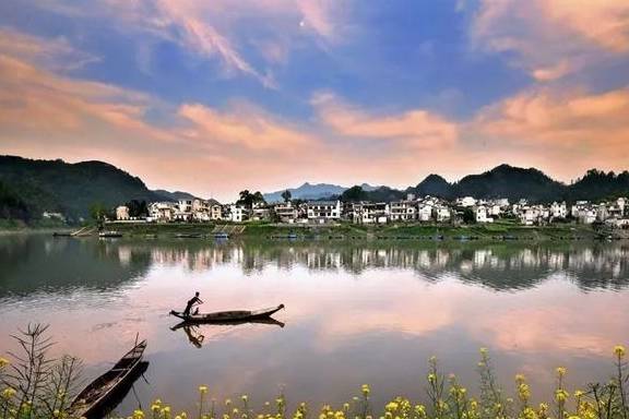 景区越来越大，景区内交通车收费越来越贵，游客还能开心游玩吗？4