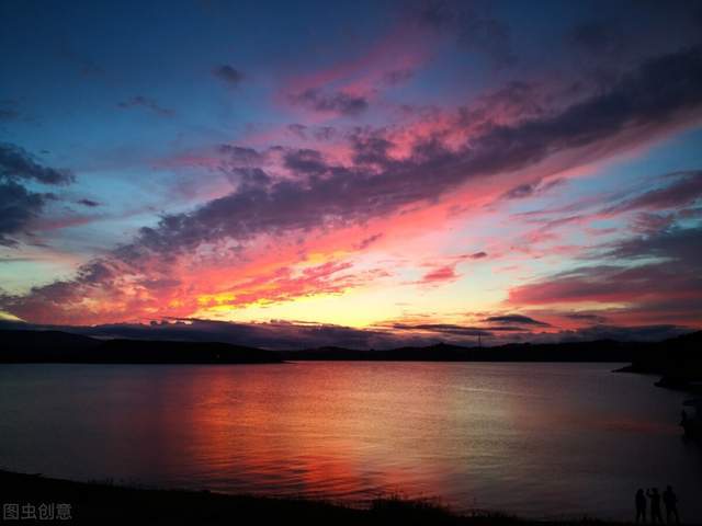 来东北玩，一定要打卡这个湖，这是网络上少有的绝美风景线2