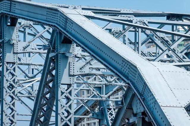 广这座广州最早的铁桥,名气很大,却有很多人在此跳桥12