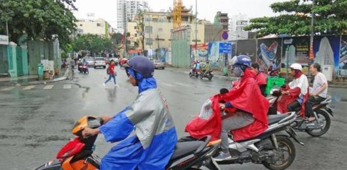 人均一辆摩托车的越南，却没有一辆是中国制造，原因值得深思1