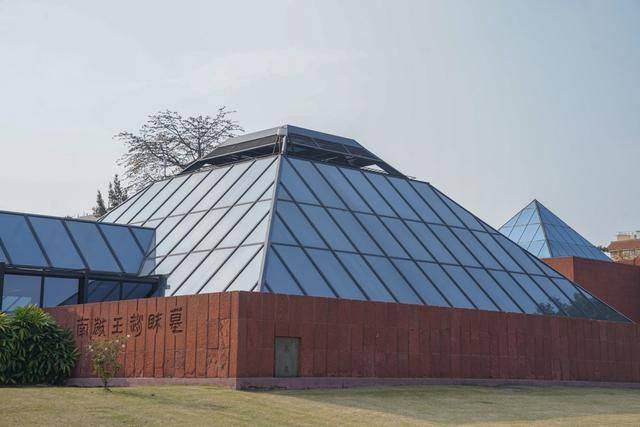 广州市中心的西汉王墓，不收门票，夏天近来都凉飕飕1