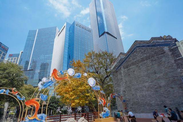 高端又复古?广州高楼夹杂下的温柔水乡,这样的好去处你知道吗?11