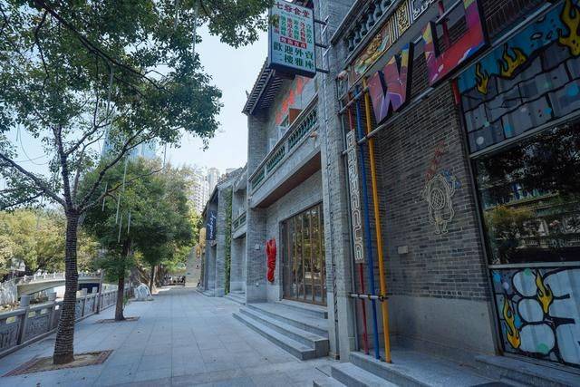 高端又复古?广州高楼夹杂下的温柔水乡,这样的好去处你知道吗?17