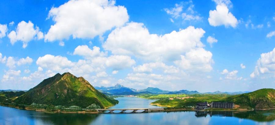 山东烟台的这个县级市,拥有高铁站,却距离城区约40公里4