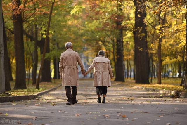 人到中年，爱上了第二个人，该怎么办？1