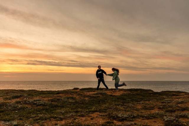 人到中年，爱上了第二个人，该怎么办？2