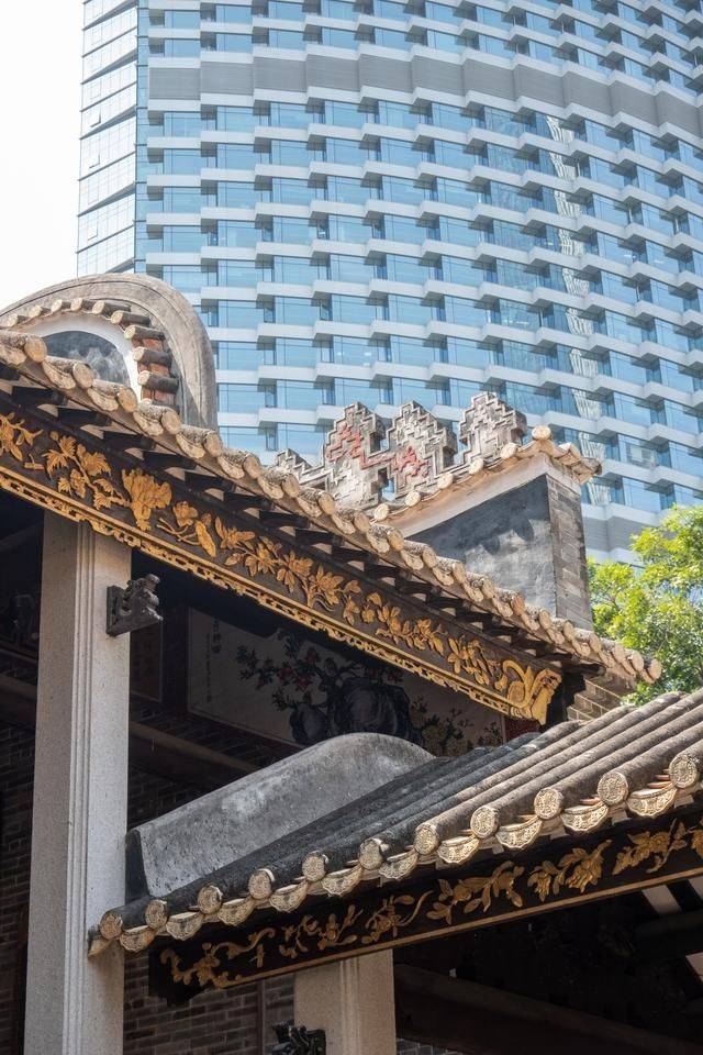 广州最壕祠堂,曾经有个地产商想买他们的土地,结果反被村民……8