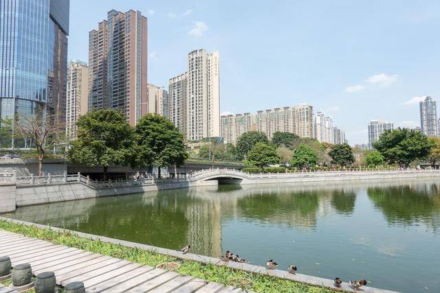 广州最壕祠堂,曾经有个地产商想买他们的土地,结果反被村民……16