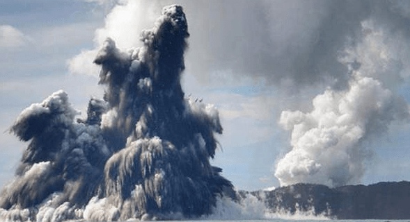印度洋海底火山喷发,地震仪显示情况不太妙,海底到底发生了啥?1