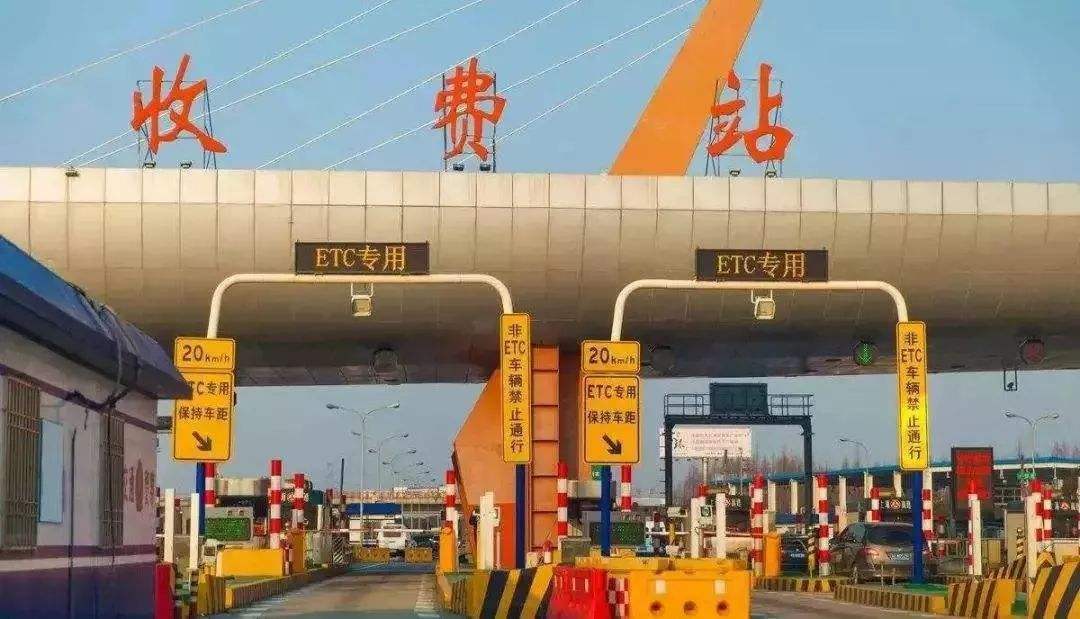 贵州高速大桥设计特殊匝道,走错可以调头,不用再担心走错道了5