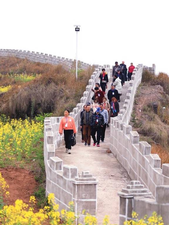 南充：迷你长城！离城区5公里，你去爬过没有？1