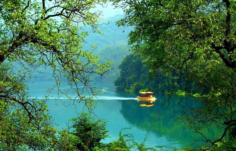 它被誉为是“小西藏”,风景美的让人心醉,颠覆你对大西北的认知4