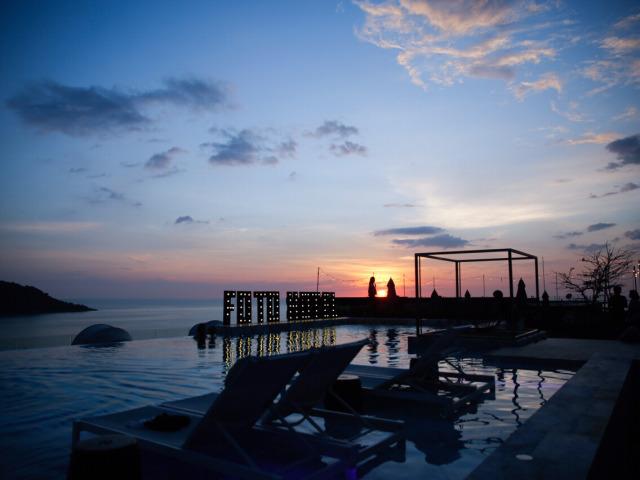 普吉岛无边泳池酒店Foto hotel价格多少钱3