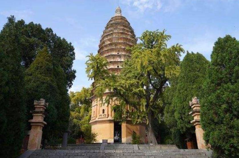 中国现存最早的砖塔,历经近1500年风雨仍巍然屹立,至今完好无损4