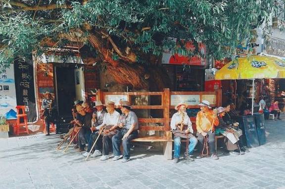 西藏旅游：冬天来西藏，竟然能看到这种画面8