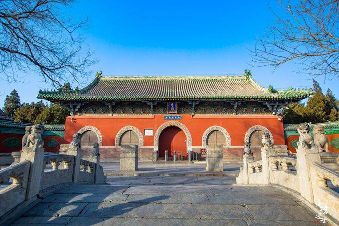 河北正定隆兴寺，拥有六项全国之最，充满了传奇，是踏青的好去处1