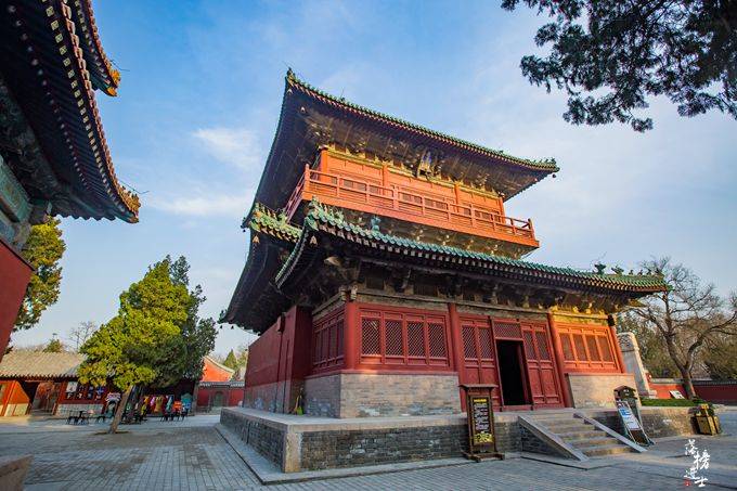 河北正定隆兴寺，拥有六项全国之最，充满了传奇，是踏青的好去处11