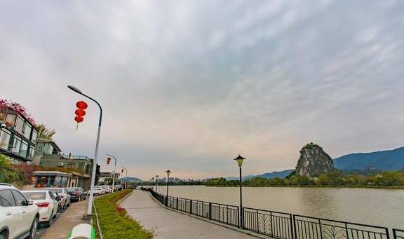 距离肇庆七星湖步行10分钟,便可到这条文艺小路,年轻人的最爱4