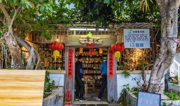 距离肇庆七星湖步行10分钟,便可到这条文艺小路,年轻人的最爱9