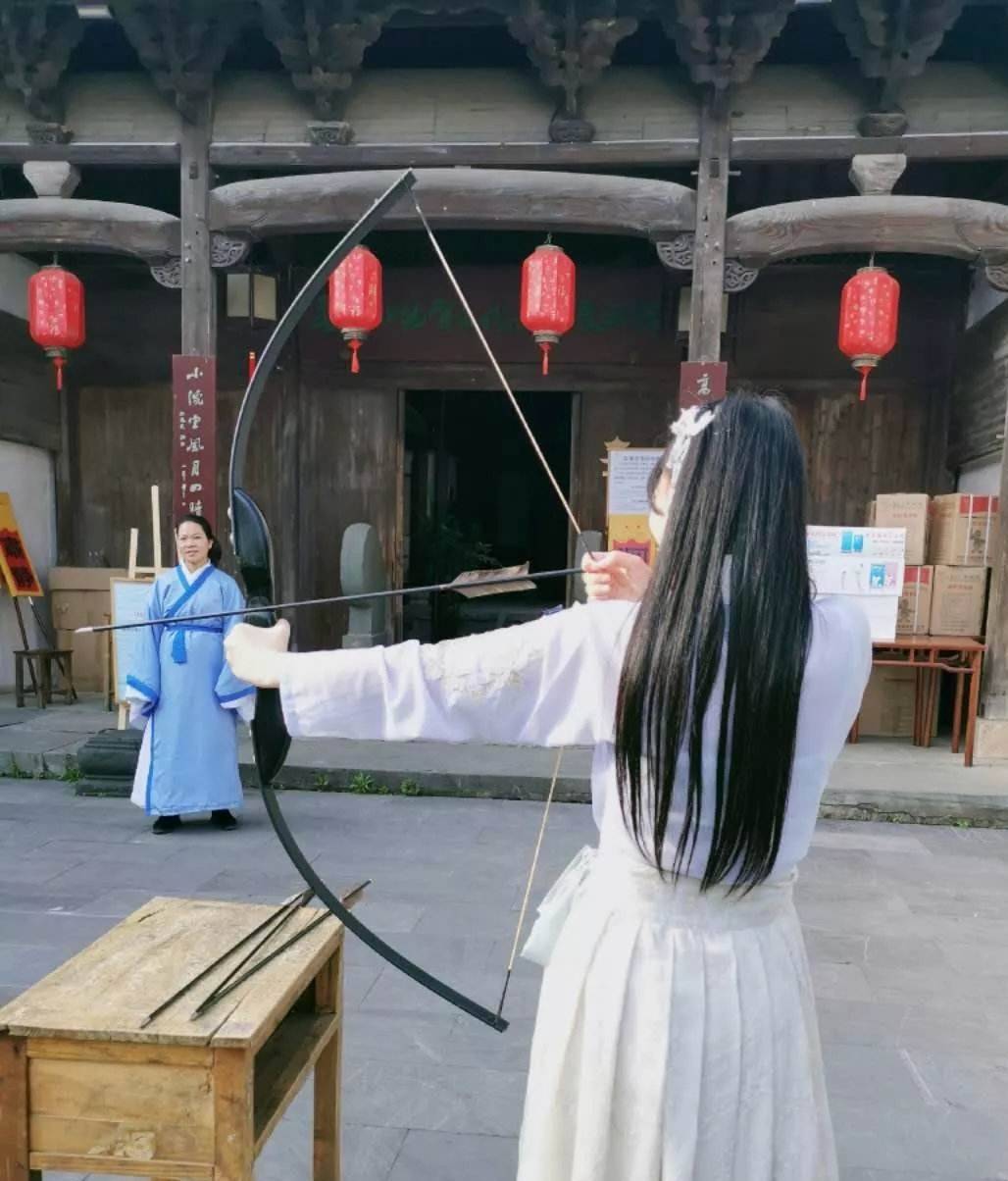 中国唯一需要穿“汉服”的景区:不穿就不给进,网友:穿越了?4