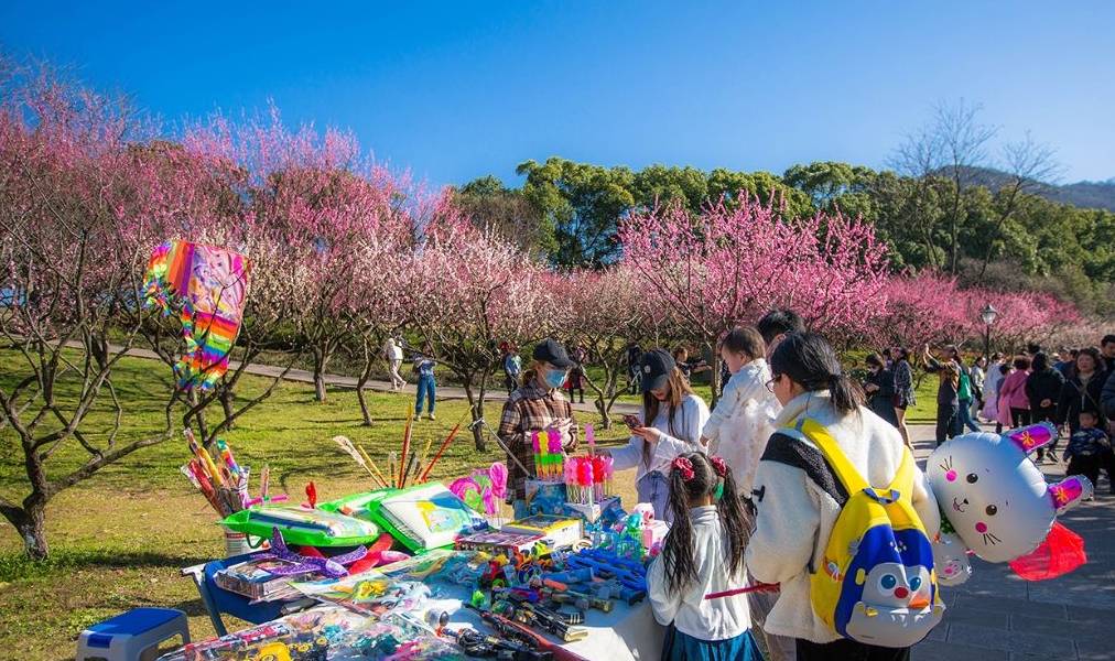 杭州踏青好去处,有山有水有花海,停车方便免门票,知道的人不多1