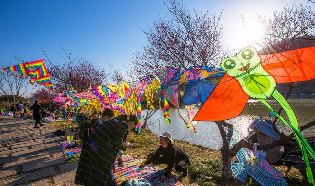 杭州踏青好去处,有山有水有花海,停车方便免门票,知道的人不多7