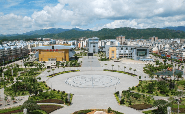 江西有个“小”县城,环境优美生活安逸,是定居的首选城市5