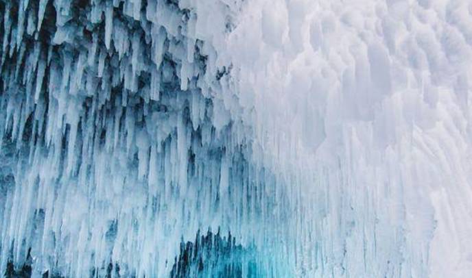 1600吨黄金沉入贝加尔湖,为何没人打捞?当地人:怕有钱没命花4