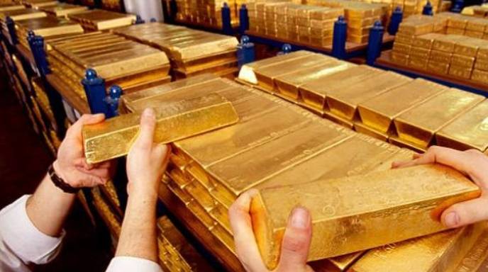 1600吨黄金沉入贝加尔湖,为何没人打捞?当地人:怕有钱没命花5