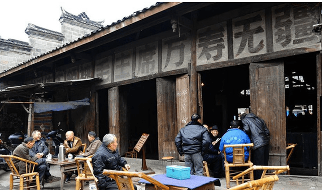 四川一个“低调”的古镇走红，距成都仅20公里，古香古色收费低4