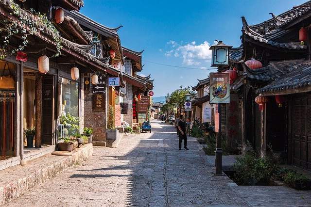 【旅居养老】文艺式旅居养老有哪些好处？老年人为何如此热爱1