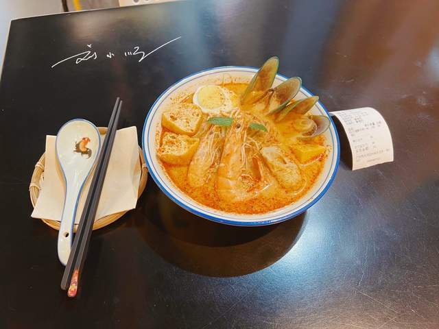 广州有家马来西亚餐厅,藏在天河区的地下商场,还曾入选米其林7