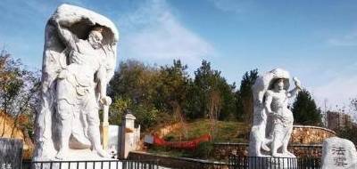 郑州市民又多了个休闲的好去处，有湖有沙滩有古寺，还免门票3