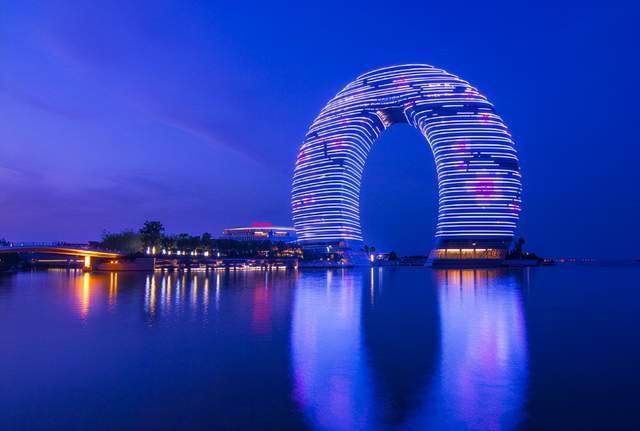 湖州投资15亿元打造的地标性酒店，如今却被游客吐槽，像马桶圈3