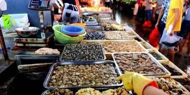 中国海鲜最“便宜”的城市，月入千元随便吃，堪称“对虾之都”1