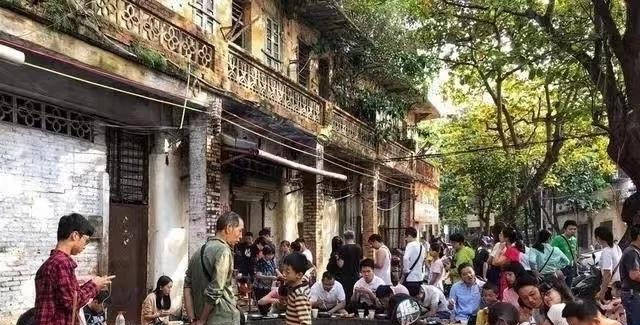 中国海鲜最“便宜”的城市，月入千元随便吃，堪称“对虾之都”4