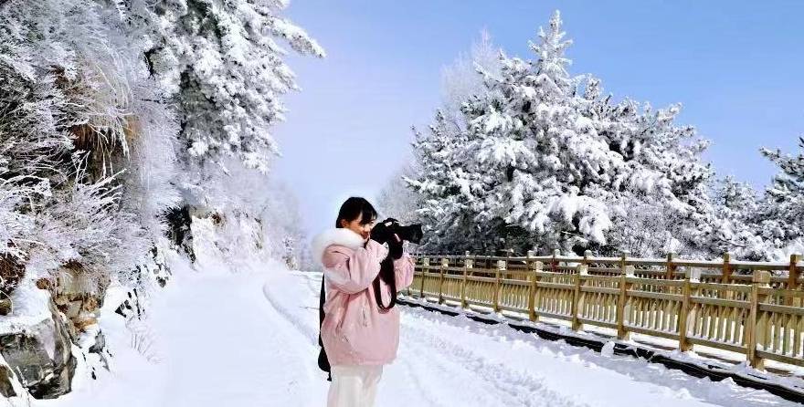 冰挂、雾淞、云海！白石山雪后惊现绝世美景1