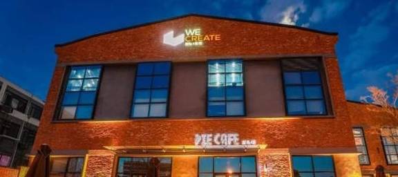 松江这处夜景新地标亮灯啦!水塔高高矗立绚丽多彩美轮美奂7