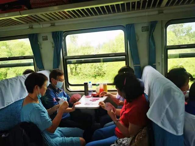 旅游列车，开创第六种旅行方式，感受回归慢生活的心灵之旅6