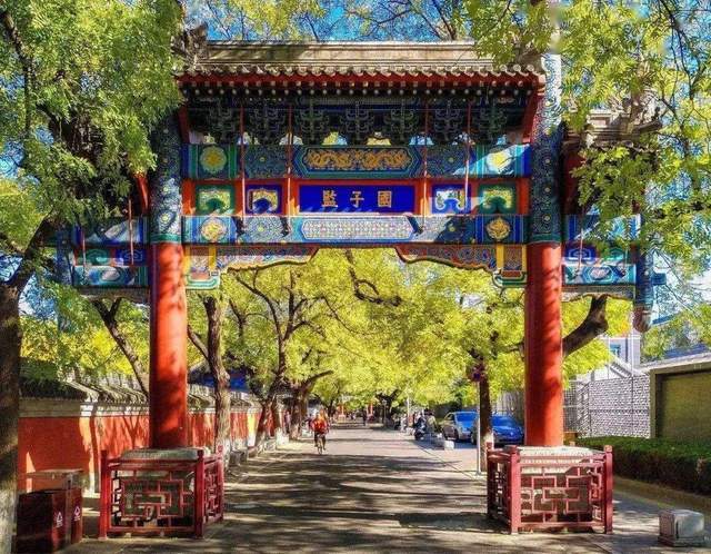 品一座城市，逛一条老街，盘点中国著名的历史文化名街1