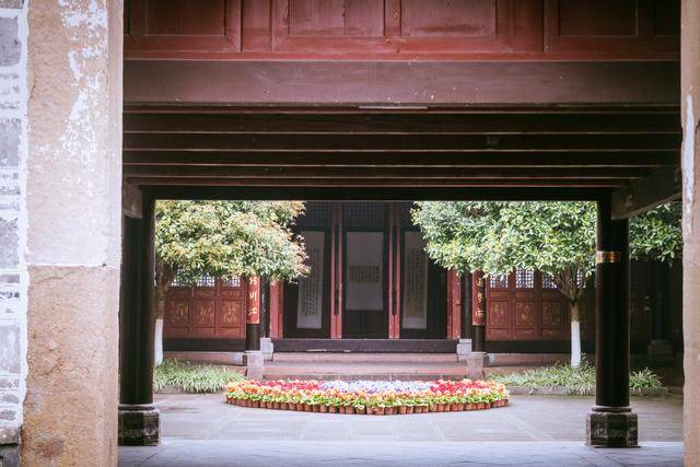 元通古镇,成都周边千年古镇,感觉时光在这里放慢了速度22