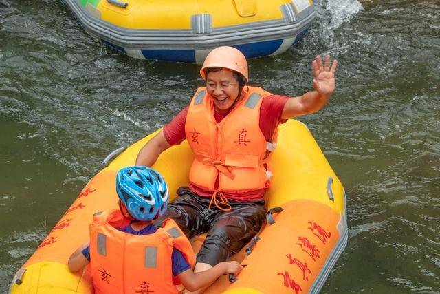 感受刺激就来这漂流吧,清远市区的漂流圣地,别告诉我你还没来20