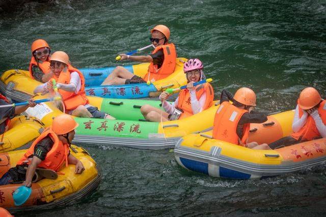 感受刺激就来这漂流吧,清远市区的漂流圣地,别告诉我你还没来21