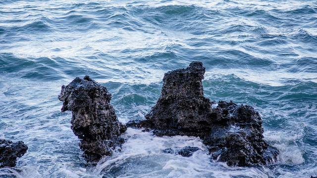 鳄鱼山,涠洲岛最不能错过的景点,火山地貌太震撼了9