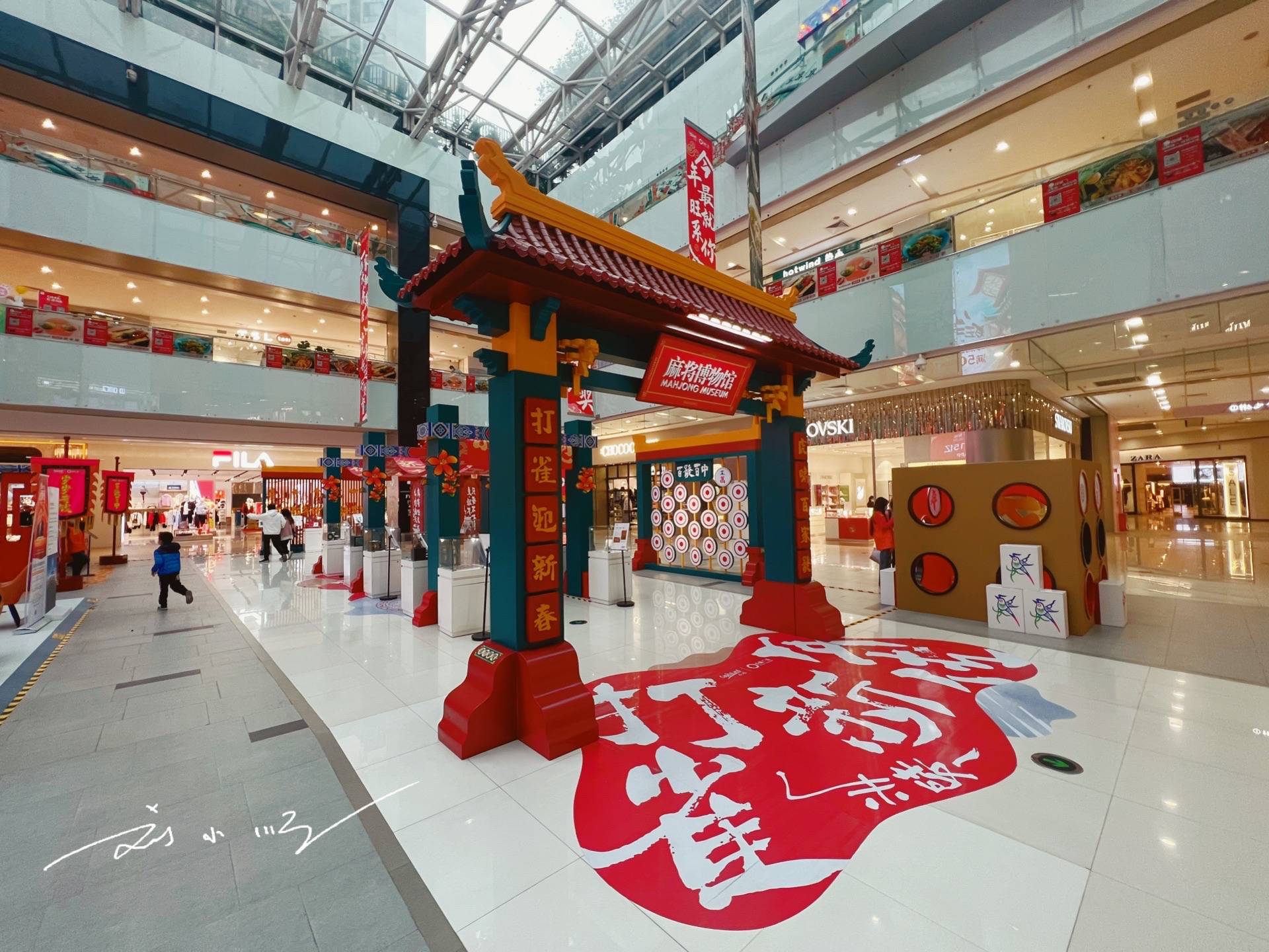 原创 广州市海珠区一座地标商场,就在两条地铁线交汇处,人气一直很旺8