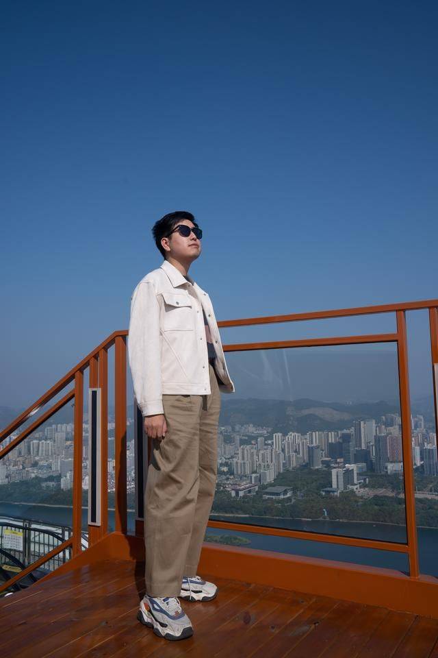 拍照好去处:柳州高空美景尽收眼底,来地王大厦便可欣赏9